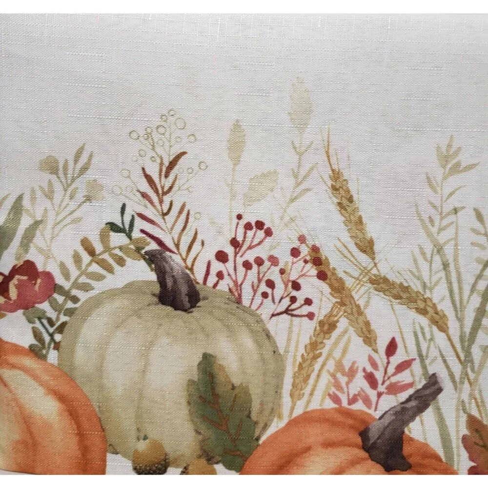 1 Printed Fabric Tablecloth,52